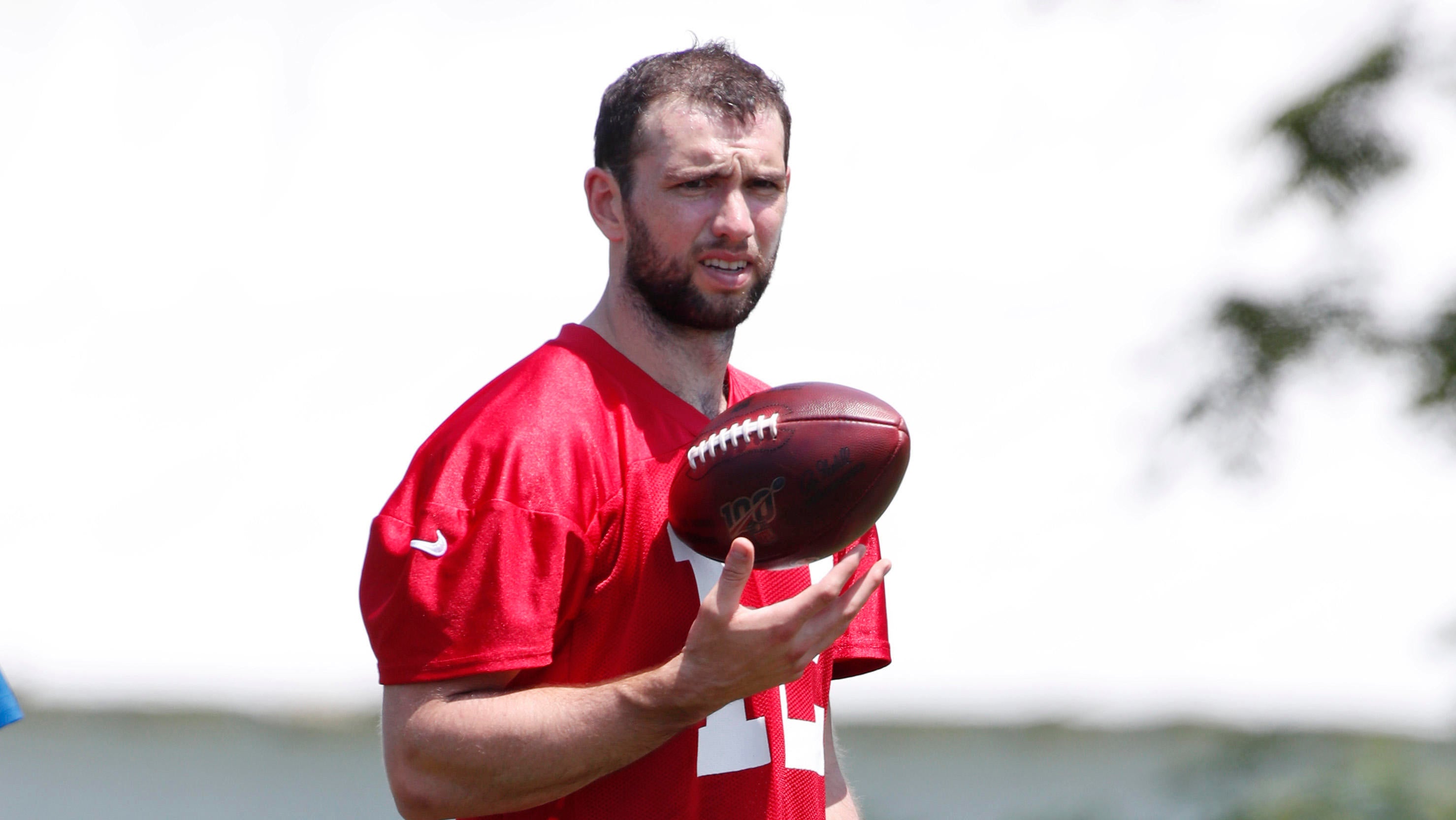 Andrew Luck retires, appears to be savagely booed by Colts fans in Indy after stunning news breaks during game
