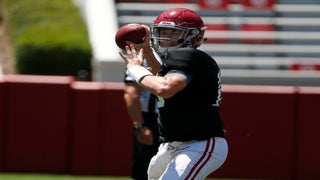 Former Alabama quarterbacks Tua Tagovailoa and Mac Jones reunite