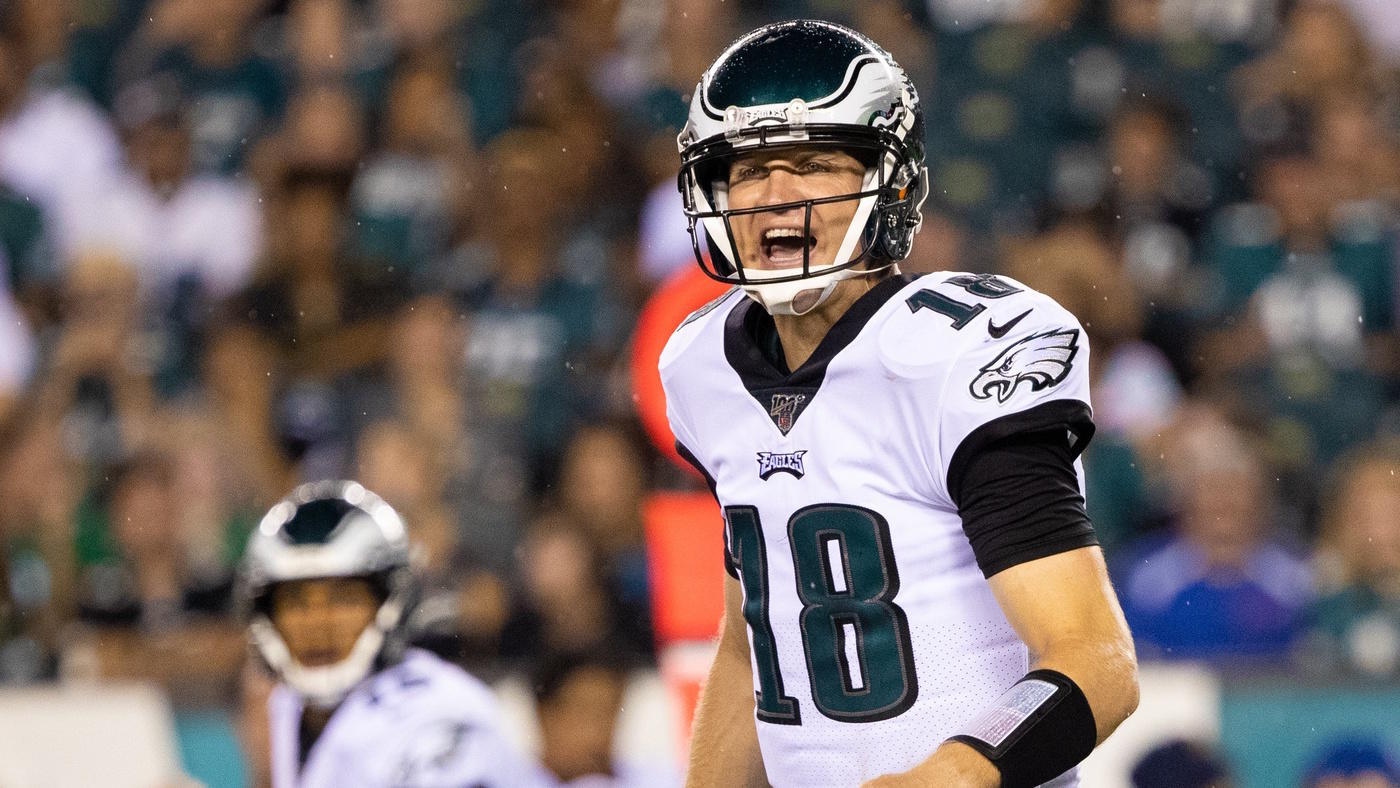 Eagles considered Josh McCown for offensive coordinator job but QB wants to keep playing, per report