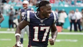 New England Patriots players welcome Antonio Brown