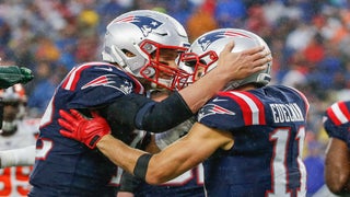 Brady, Pats get historic win