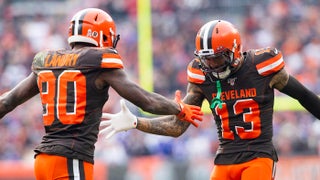 Browns star Garrett respects decision to bench him 3 plays