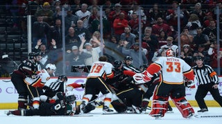 NHL winger Garnet Hathaway snares foul ball at Red Sox game