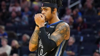 Rumor: Timberwolves' D'Angelo Russell expected to be shopped on trade market