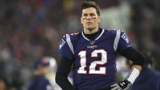 Tom Brady's decision shakes up Super Bowl odds, sportsbook favors Bucs over  Patriots in head-to-head prop 