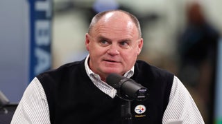 Terry Bradshaw vs Ben Roethlisberger: Greatest Steeler QB of all time?