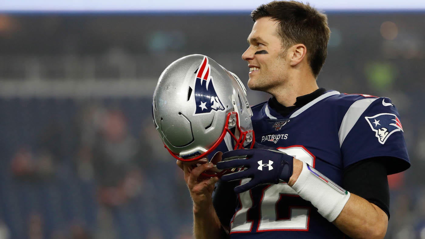 NFL: AFC Wild Card-Tennessee Titans at New England Patriots