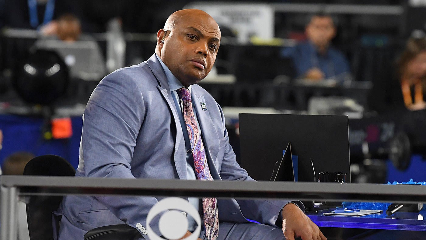 
                        Charles Barkley reveals 'inside information' from Knicks exec on why they didn't trade for Donovan Mitchell
                    