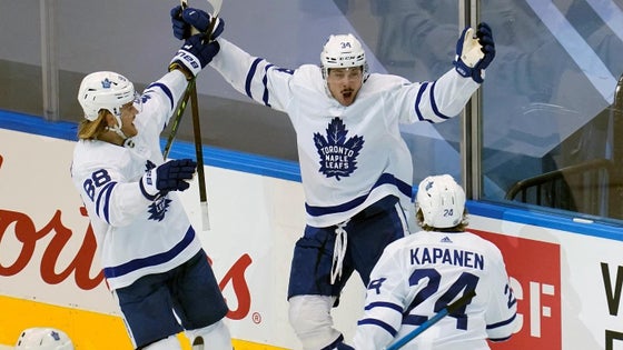 NHL: Eastern Conference Qualifications-Toronto Maple Leafs at Columbus Blue Jackets