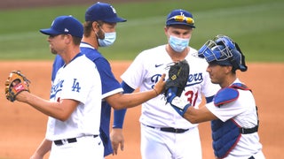 Joe Kelly makes faces and mocks Astros in Dodgers' win - Los Angeles Times