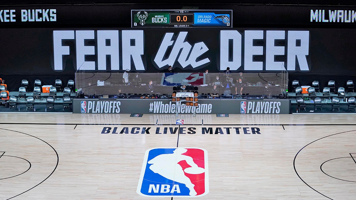 NBA: Playoffs-Orlando Magic at Milwaukee Bucks