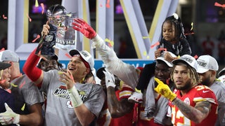 Mecole Hardman dropped his Super Bowl ring in priceless blooper