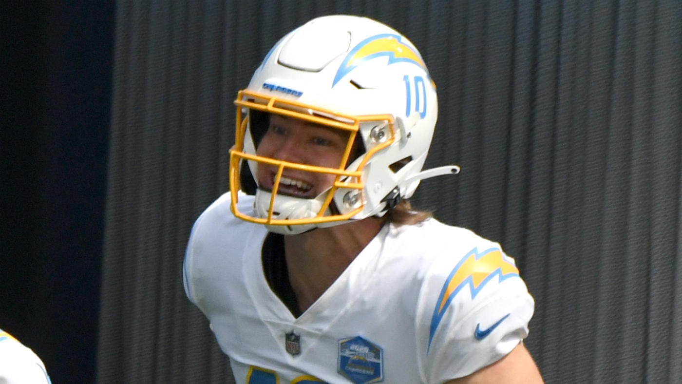 Anthony Lynn says Tyrod Taylor remains Chargers' starting QB, but here's why Justin Herbert deserves the job