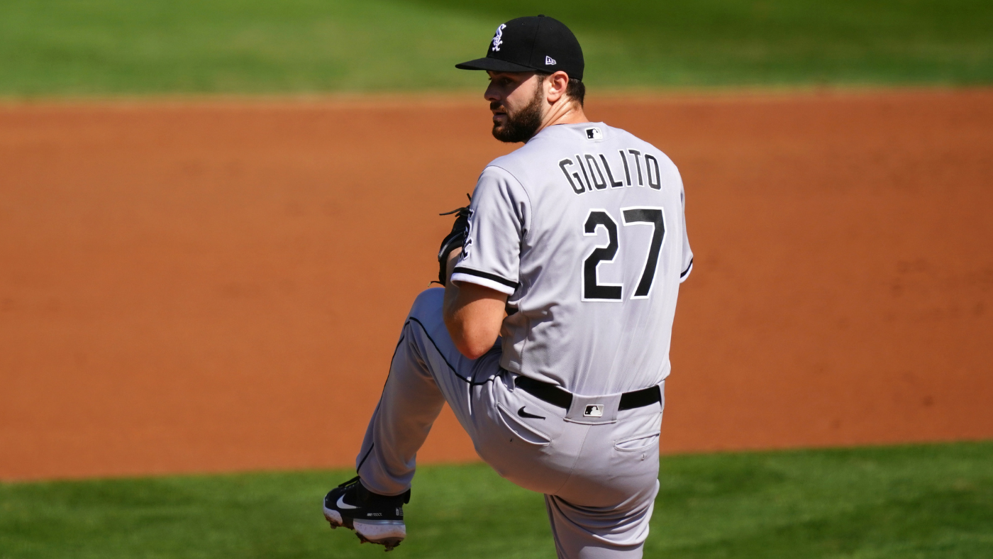 White Sox ace Lucas Giolito loses perfect game in seventh inning vs.  Athletics, leads Chicago to Game 1 win 