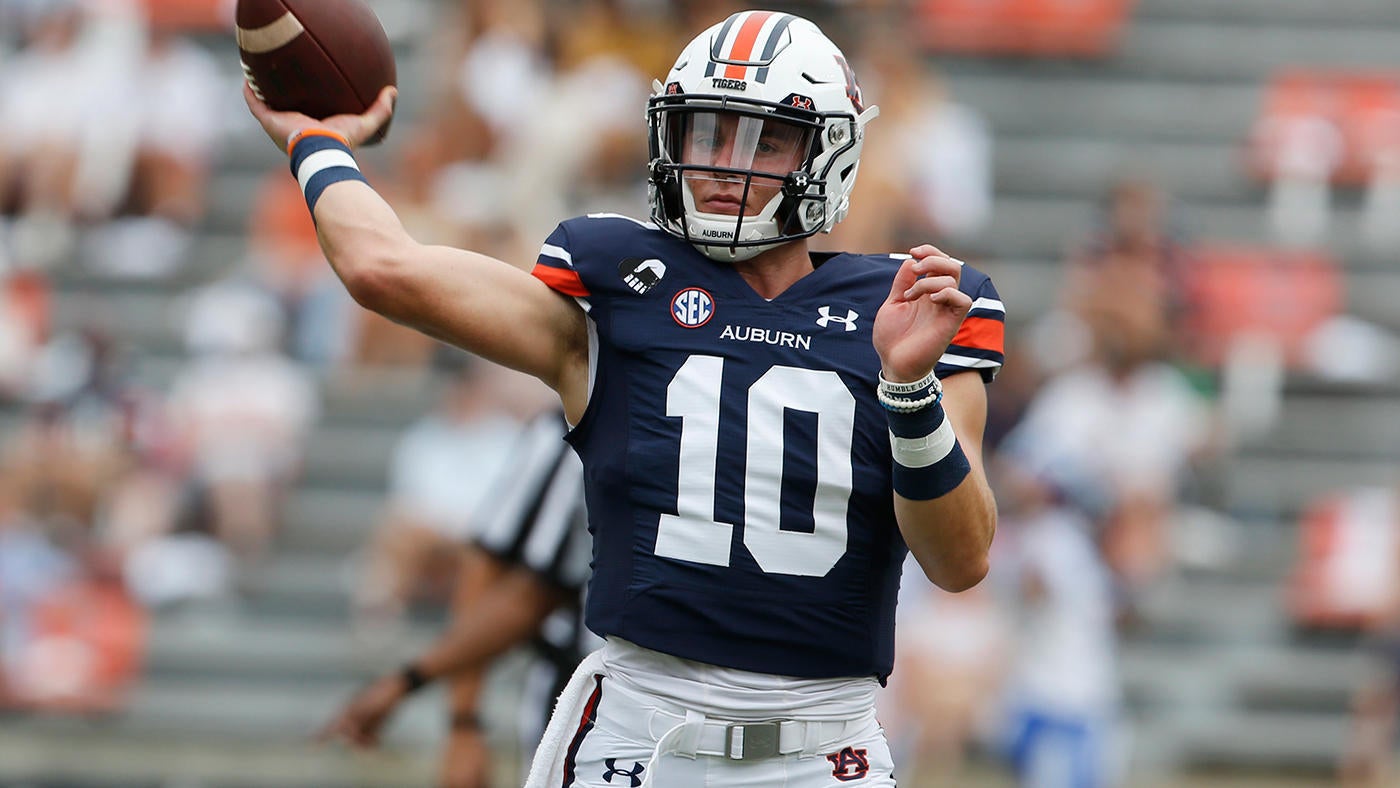 bo-nix-auburn-blue.jpg