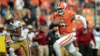 College football picks, predictions, odds for Week 10: Clemson-Notre Dame,  Michigan State-Iowa among best bets 