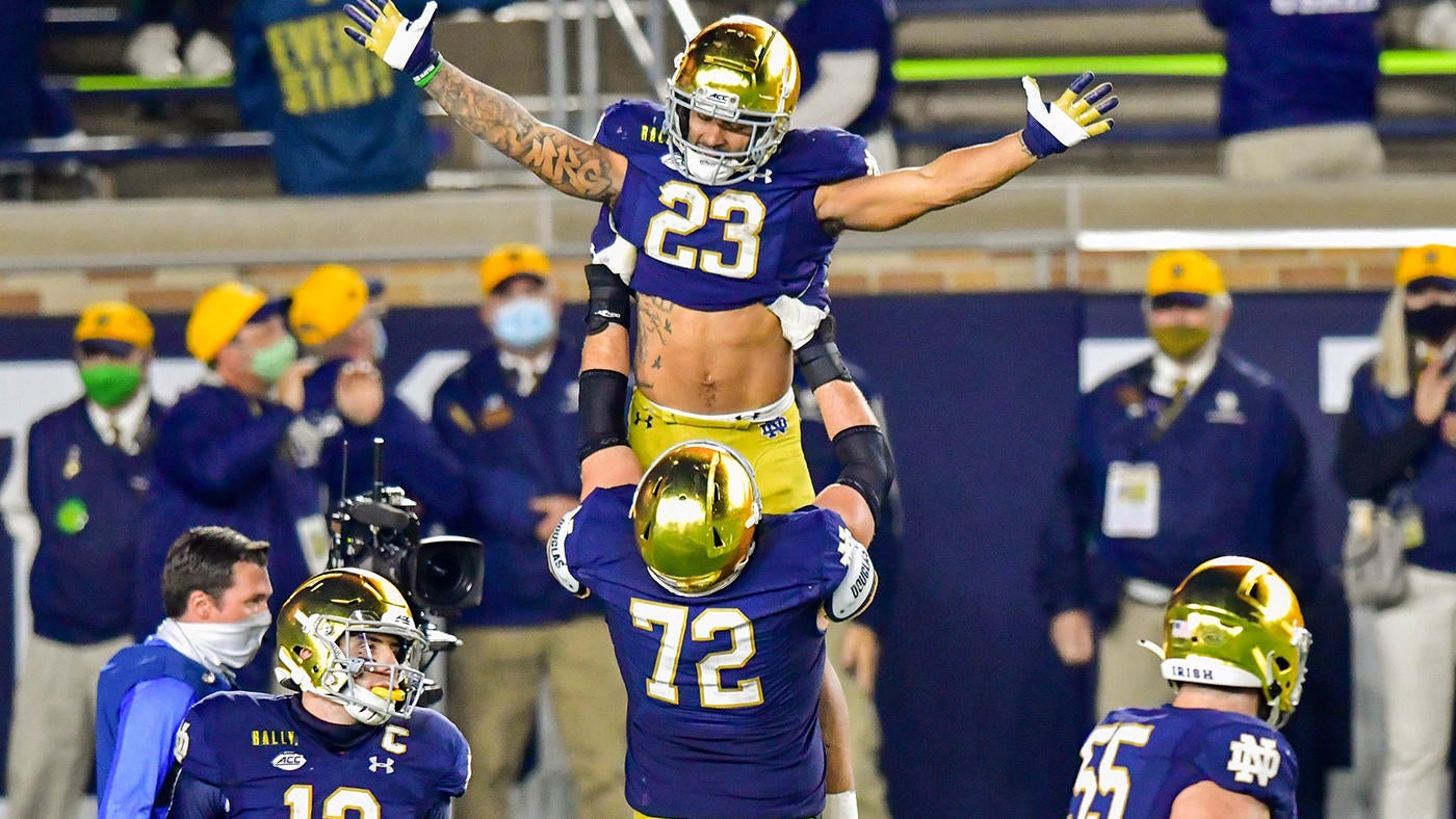 notre-dame-flying-clemson-usatsi.jpg