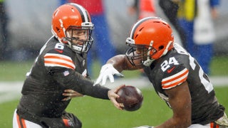 Browns survive without Garrett, down Eagles 22-17