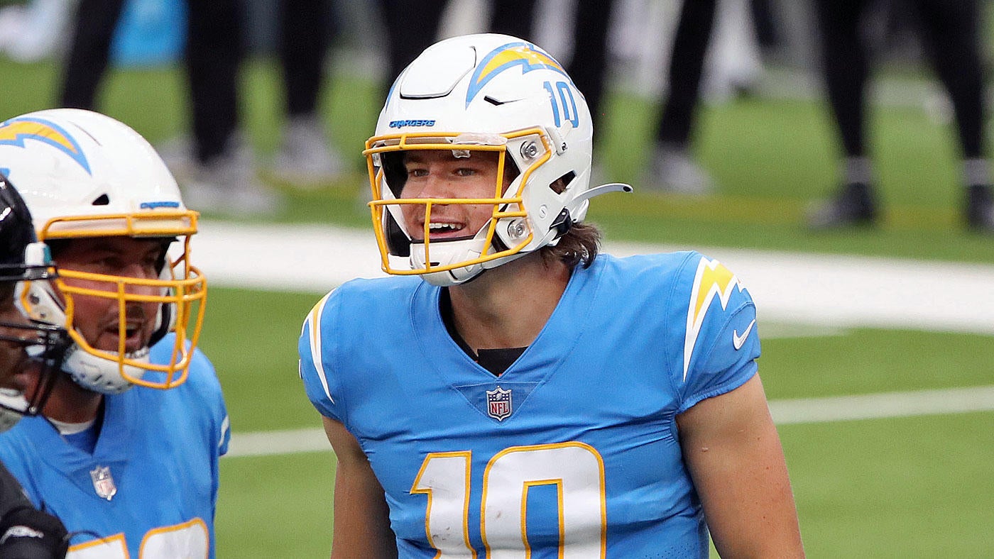 justin-herbert-chargers.jpg