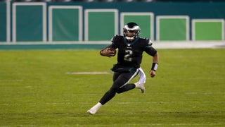 Jalen Hurts breaks Eagles record in win over Packers, Aaron Rodgers leaves  game with injury