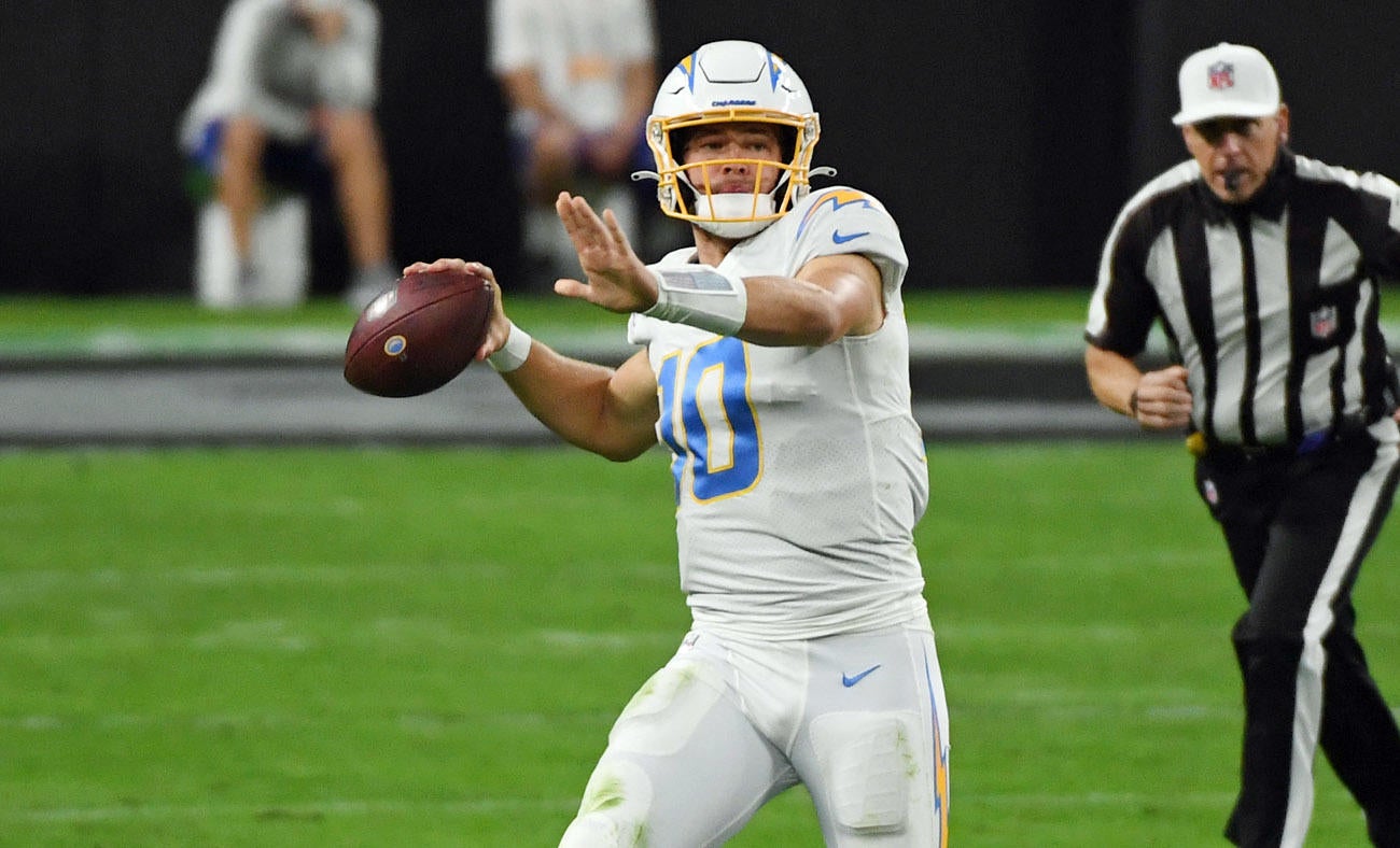 justin-herbert-chargers-2.jpg