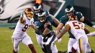 Eagles Players 'Had to Be Held Back' from Doug Pederson After He Pulled  Jalen Hurts