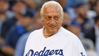 Tommy Lasorda Suffers Heart Attack
