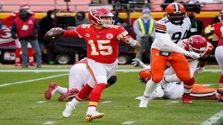 Patrick Mahomes, Clyde Edwards-Helaire, Sammy Watkins take part in