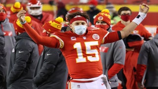 CBS rules analyst Steratore said holding should have been called on Mahomes  scramble