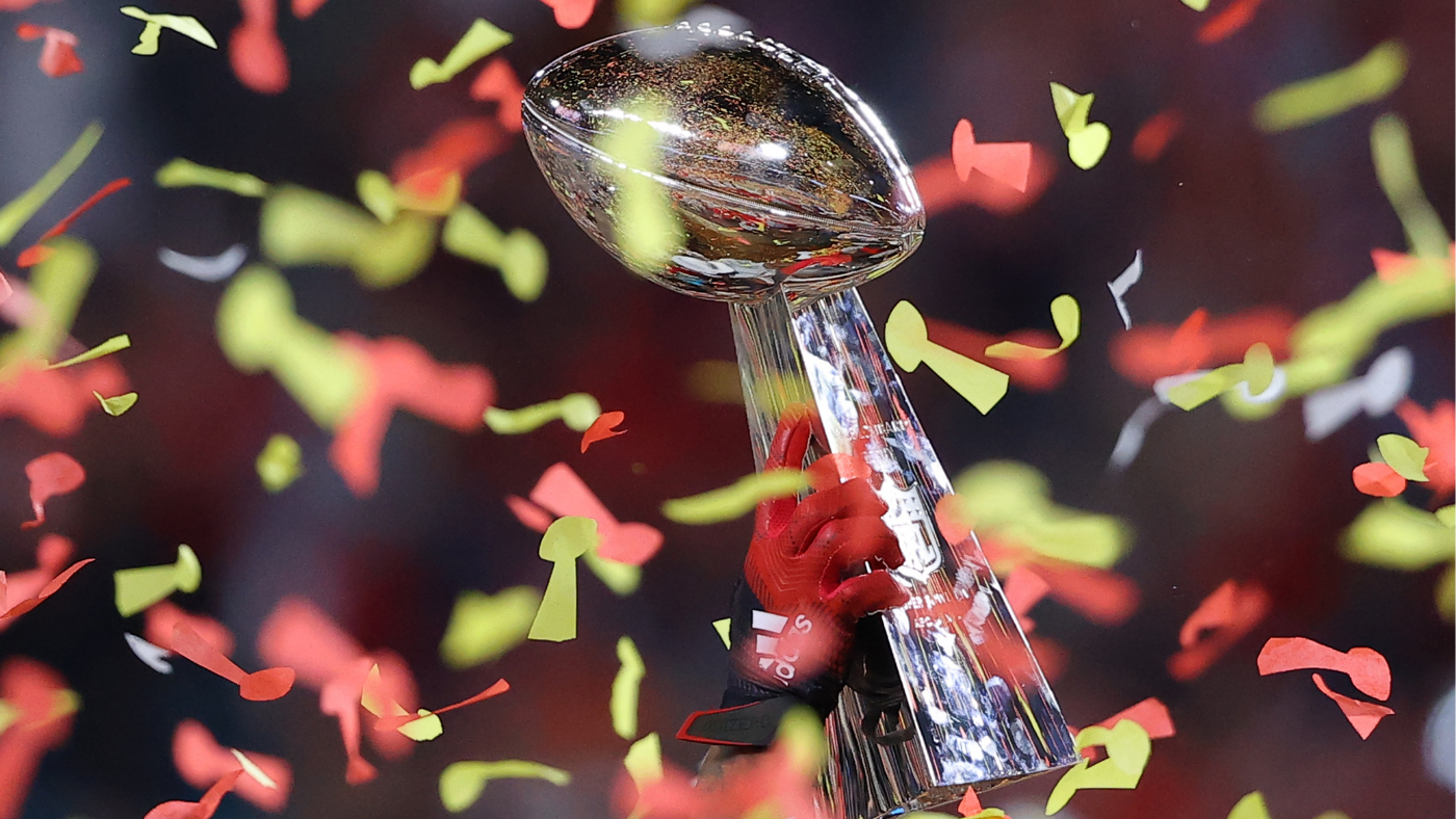 vincelombarditrophy.png