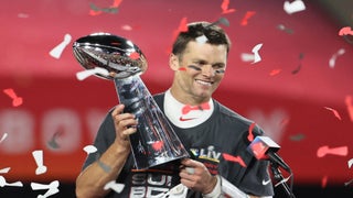 Tom Brady arrives at Buccaneers' Super Bowl victory parade in $2M
