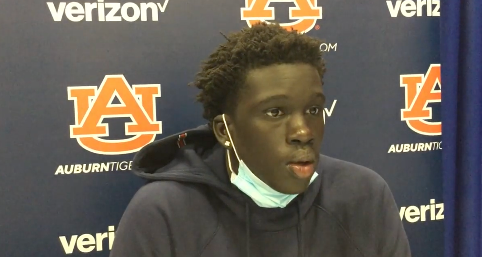 Auburn S J T Thor On His Career Day Against Kentucky Cbssports Com