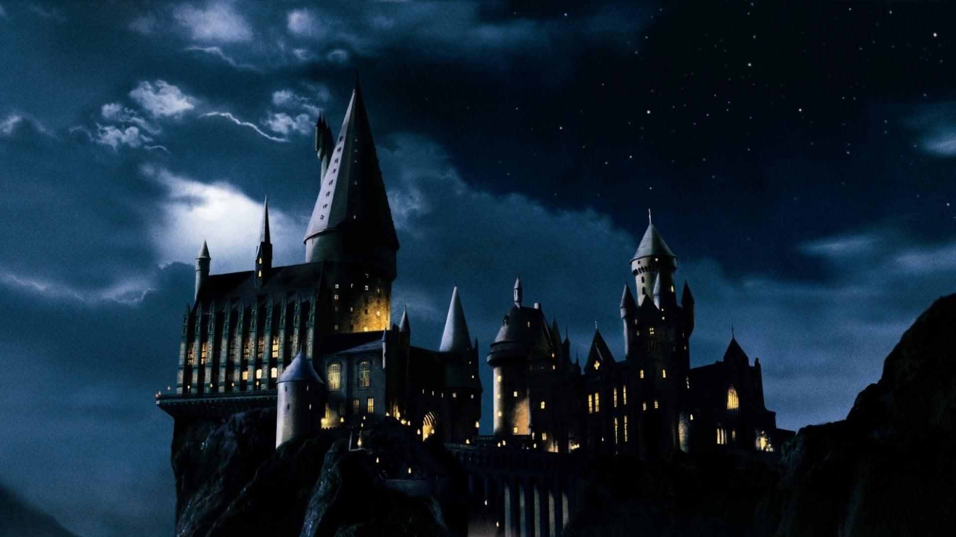 hogwarts-castle-harry-potter-166431-113432
