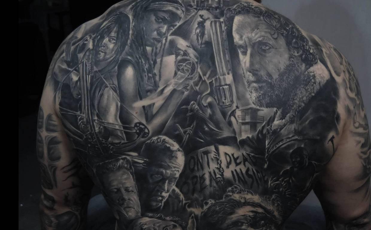 Walking Dead fan spends a YEAR getting his back tattooed by Edgar Ivanov in  tribute  Metro News