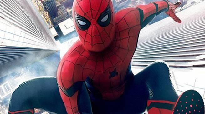 Spider-Man Costume Has Adjustable Eyes In Homecoming