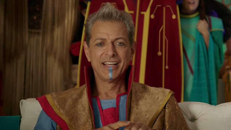 Thor: Ragnarok - The Grandmaster and Collector Connection Explained by Jeff  Goldblum 
