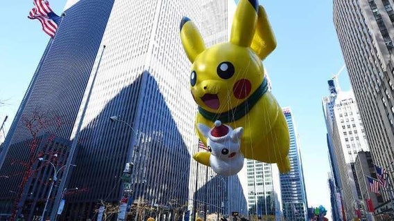 macys-thanksgiving-day-parade-pikachu-pokemon-float-1197859