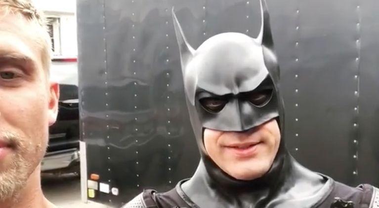 Titans': Best Look Yet at Batman Costume in Behind-the-Scenes Image