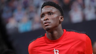 Rockets send Victor Oladipo to Miami for Avery Bradley, Kelly