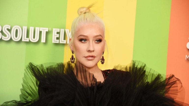 Christina Aguilera Unveils New Bold Red Hair Color