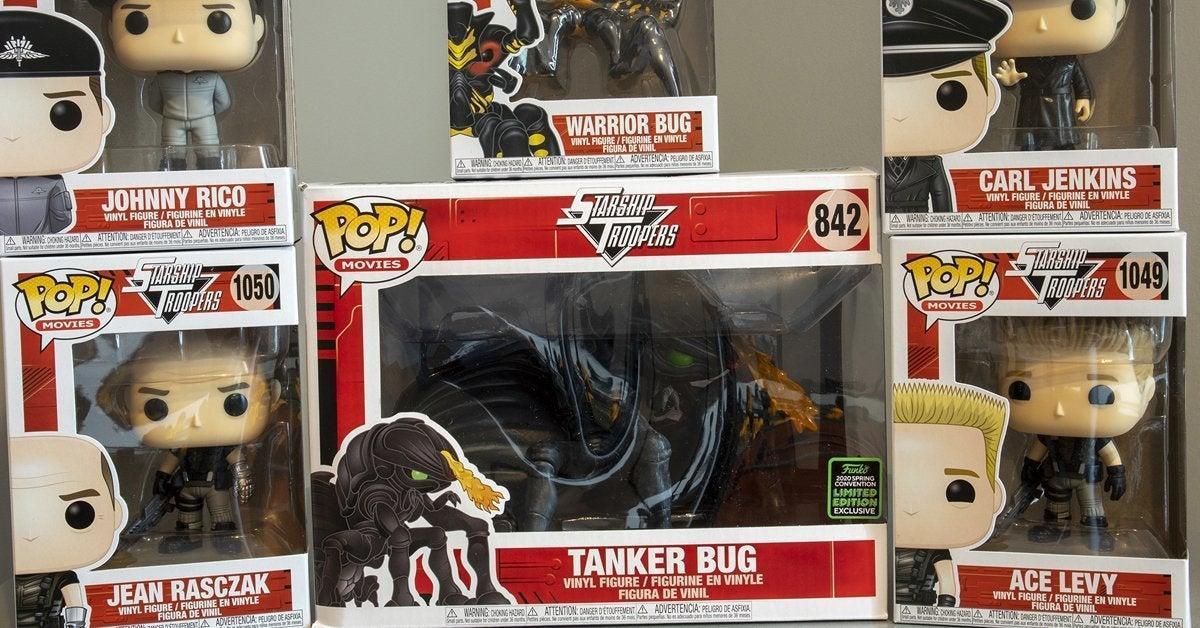 Tanker Bug Vinyl Figure for sale online Emerald City Comic Con Exclusive Movies: Starship Troopers 6 inch Funko Pop
