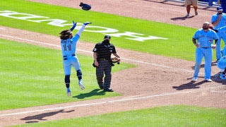 Corbin Burnes and Omar Narváez made history in the Brewers' season opener  against the Cubs