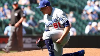 Justin Turner gets back in the batter's box for first time since