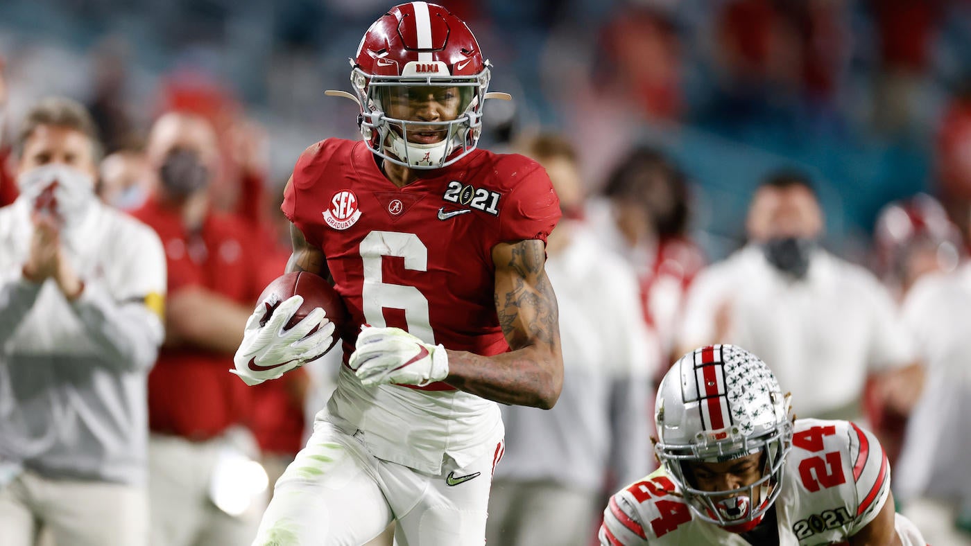 devonta-smith.jpg