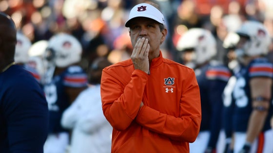 kevin-steele-serious-auburn.jpg