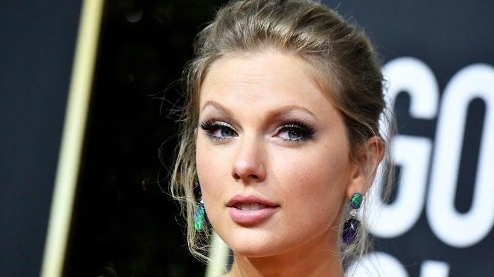 taylor-swift-golden-globes-getty-images-20079662