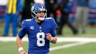 Daniel Jones, Overmatched Giants Season Unravels in Nightmare MNF