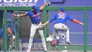 Michael Conforto's pinch-hit, 3-run home run pushes NY Mets over