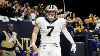 New Orleans Saints linebacker Kwon Alexander (5) looks up at the