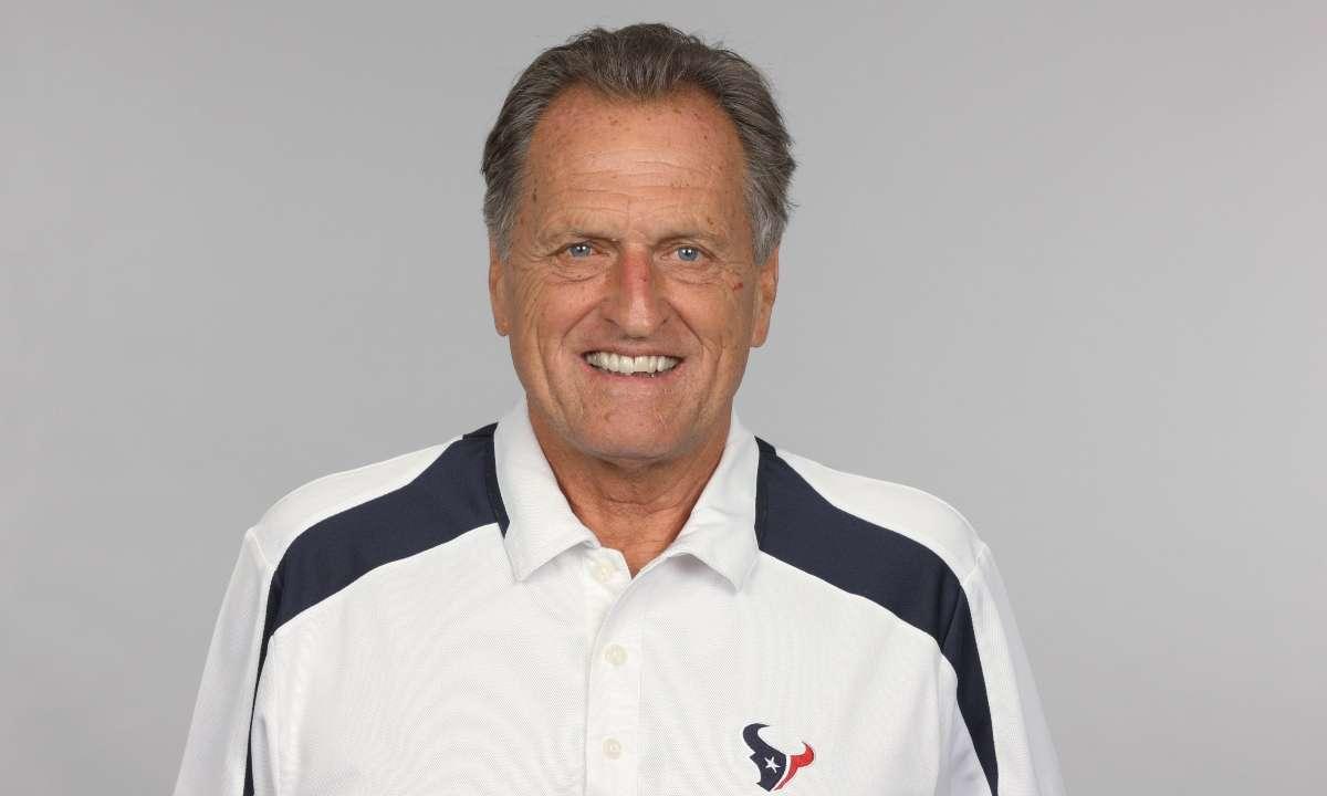 Alex Gibbs, Longtime NFL Coach, Dead at 80